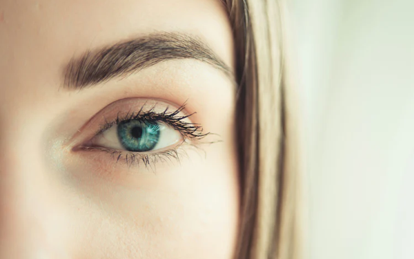 i-LuxLuna: Advanced Firming Eye Cream: No Needles, Just Results